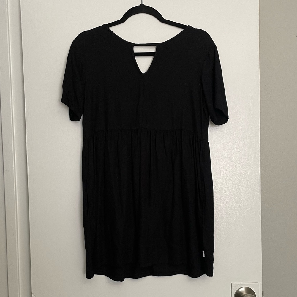 RVCA Black Swing Dress w/ POCKETS!